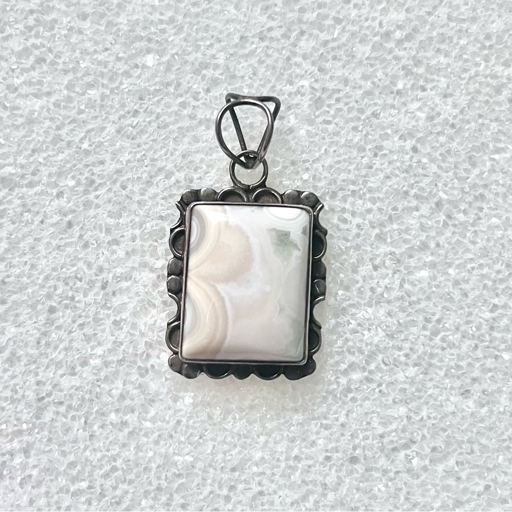 ***💲BOGO💲***  Lace agate Sterling silver pendant